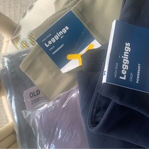 4 pair of Old Navy high rise crop power soft leggings NWT